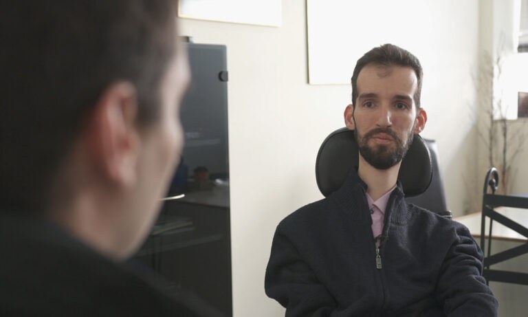 Στέλιος Κυμπουρόπουλος: «Ο Κυριάκος Μητσοτάκης εκπροσωπεί κάτι ωραίο και νεανικό»