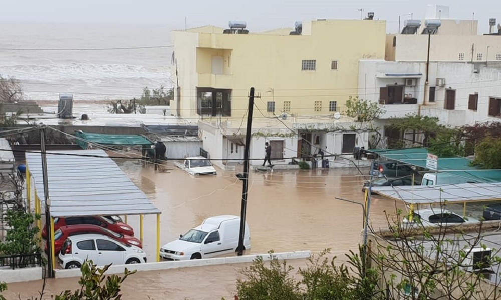 Κρήτη: Απεγκλωβίστηκαν 11 άτομα από τις πλημμύρες
