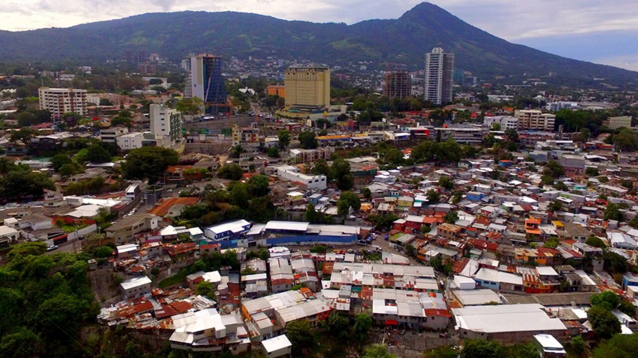 Ελ Σαλβαδόρ: Σεισμός 6,6 Ρίχτερ - Φόβοι για τσουνάμι