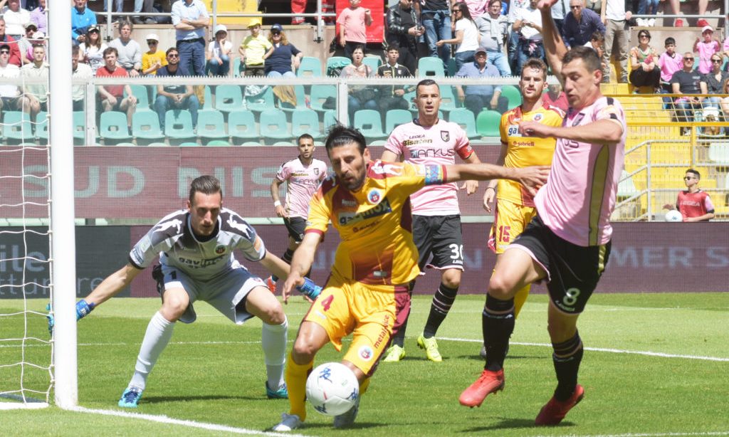 Serie B: Υποβιβάστηκε η Παλέρμο, ακυρώθηκαν τα πλέι άουτ