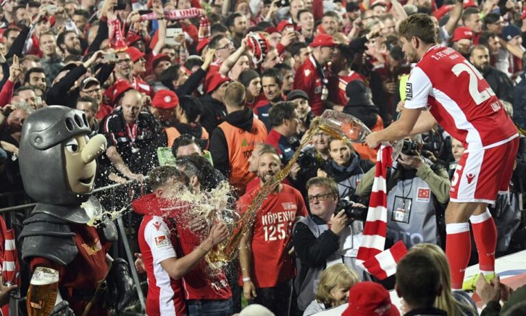 Ουνιόν Βερολίνου: Το ποδοσφαιρικό Τείχος έπεσε