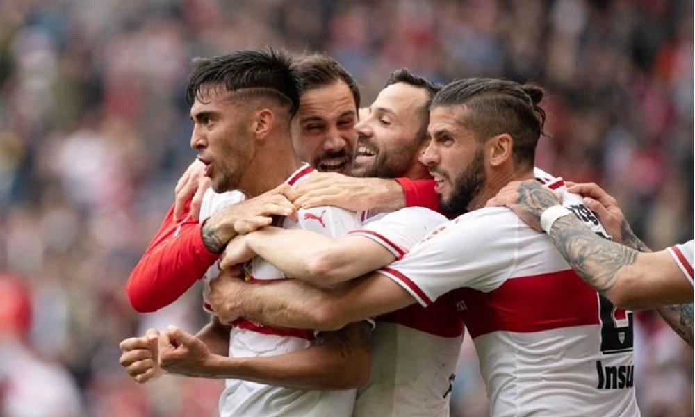 Τάσος Δώνης: Με μπαμπά και αδερφό