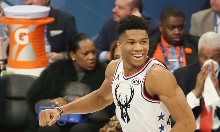 Χόλινς για Αντετοκούνμπο: «Ο πιο υπερεκτιμημένος παίκτης» (vid)