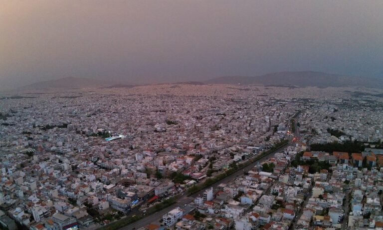 Καιρός: Συννεφιά και αφρικανική σκόνη