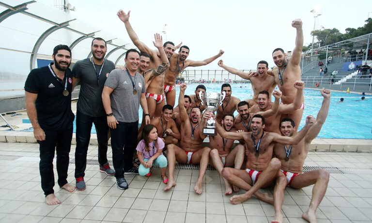 Μαρινάκης: «Συγχαρητήρια στον βασιλιά του πόλο!»