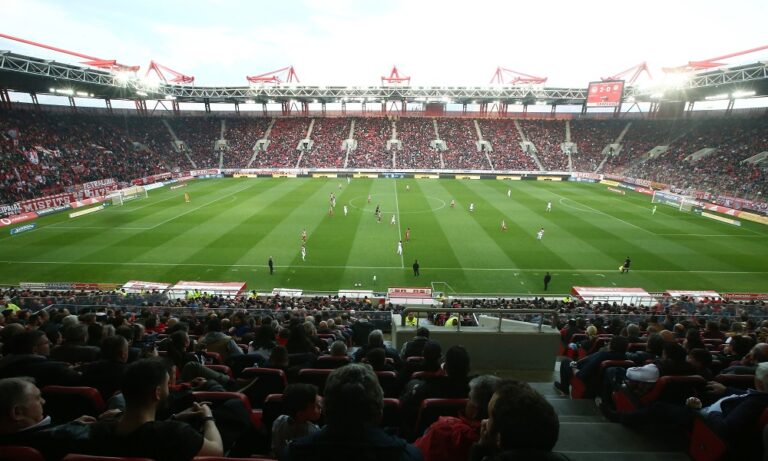 Ολυμπιακός: Παρουσιάζει τα εισιτήρια διαρκείας της νέας σεζόν