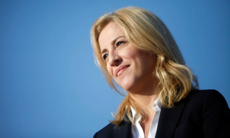 Δούρου: «Δεν έχουν δοθεί χρήματα μόνο για το γήπεδο της ΑΕΚ, αλλά για πολλά έργα»