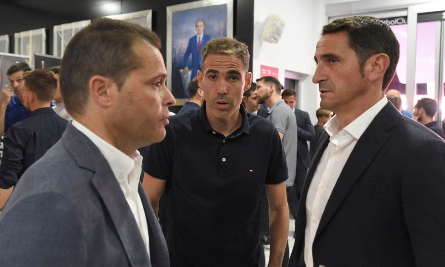 Ρέγες: Και ο Μ. Χιμένεθ στο λαϊκό προσκύνημα (vids+pics)