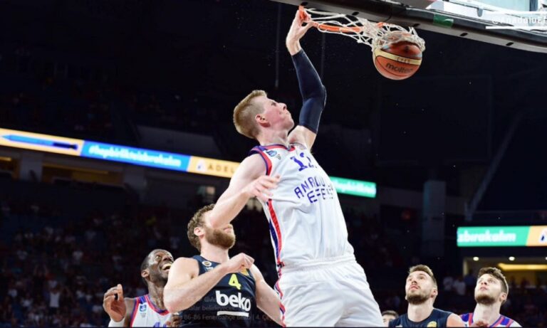 Εφές: «100άρα» στη Φενέρ και 1-1 στους τελικούς!