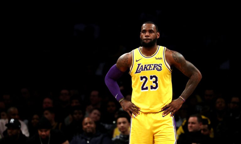 ΛεΜπρόν: Η αντίδραση του για την ανταλλαγή του Ντέιβις