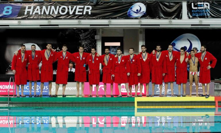 ΚΑΕ Ολυμπιακός: «Περήφανοι γι’ αυτούς τους μάγκες»