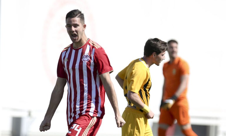 Ολυμπιακός: Έγραψε ιστορία. Μπήκε και σκόραρε ο Μπουλάρι!