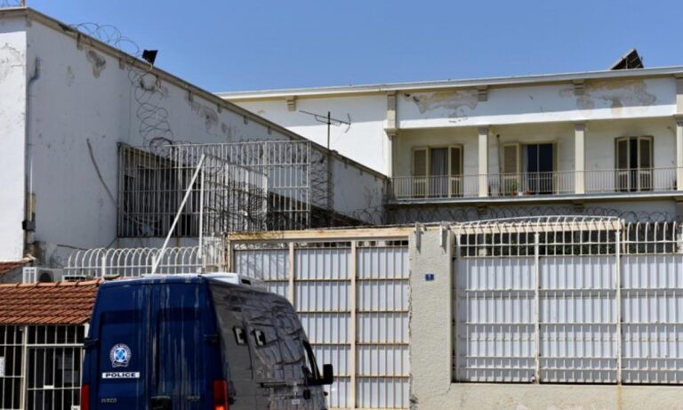 Φυλακές Κορυδαλλού: Αιματηρά επεισόδια κρατουμένων