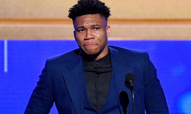 Αντετοκούνμπο: «Αυτό σκεφτόμουν μετά τον λόγο μου» (vid)