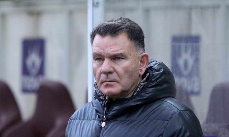 Κούγιας για Εθνική: «Μάπετ σόου συνταξιούχων»