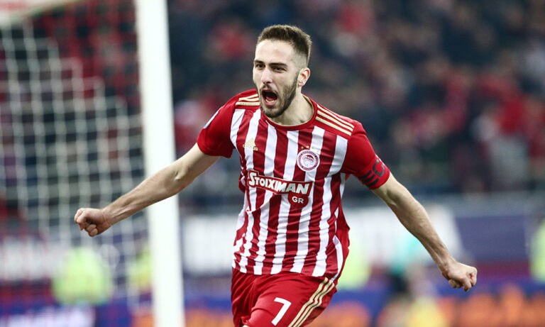 Φορτούνης: Στο Λιμάνι της καρδιάς του (vids)