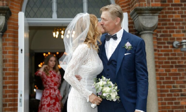 Σμάιχελ: Παντρεύτηκε πρώην λαγουδάκι του Playboy