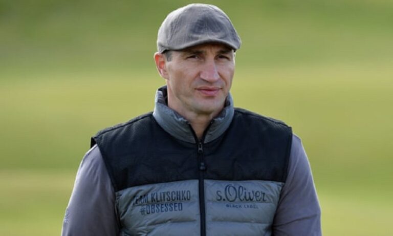 Βλαντιμίρ Κλίτσκο: Διασώθηκε από φλεγόμενη βάρκα!