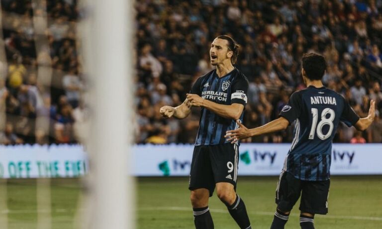 MLS: Τρελό γκολ Ζλάταν με ανάποδο ψαλίδι (vid)