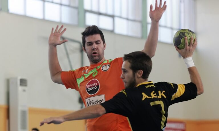 ΑΕΚ: Μένει για 10η χρονιά ο Γεωργιάδης