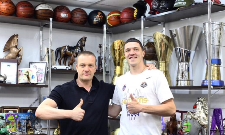 ΤΣΣΚΑ: Νέο διετές συμβόλαιο στον Αντόνοφ (pic)