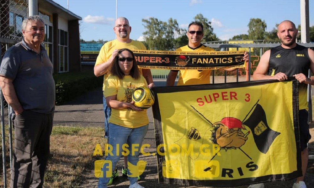 Άρης: Οπαδοί έκαναν το Άρνεμ… Βικελίδης! (pics)