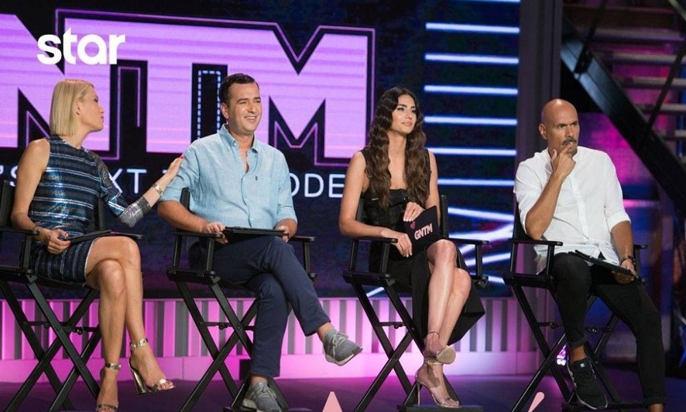 GNTM 2: Με μαγιό για φωτογράφιση στην Κηφισίας (vids)