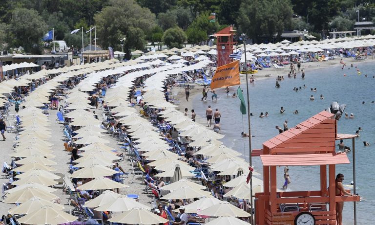 Καιρός 30/7: Κύμα καύσωνα στο… δρόμο