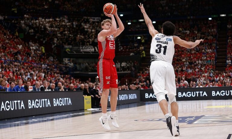 Ολυμπιακός: Δικός του ο Κουζμίνσκας