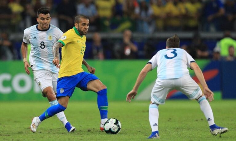 Copa America: «Πέταξε» έξω τον Μέσι η Βραζιλία (vid)