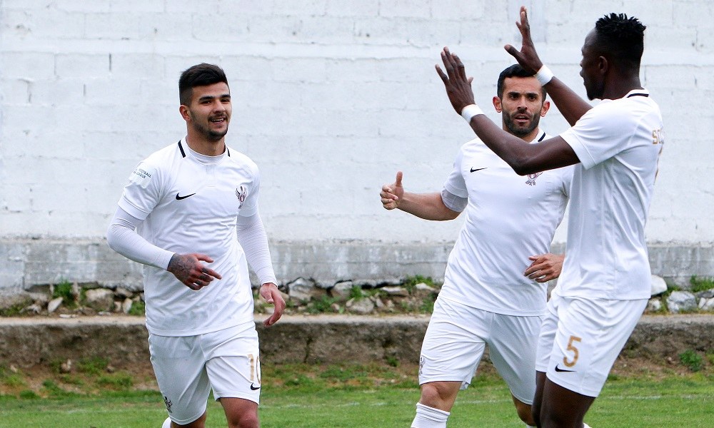 Απόλλων Λάρισας: «Κλείνει» Δημητριάδη, θέλει Κούλπα, Μεζίνι