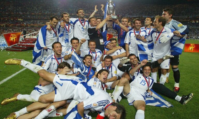 Euro 2004: Ένα κύπελλο για… παρανυφάκι