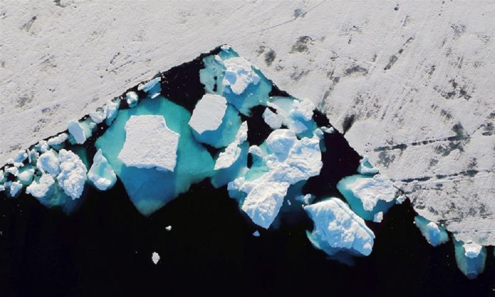 Καύσωνας: Κατευθύνεται προς τη Γροιλανδία