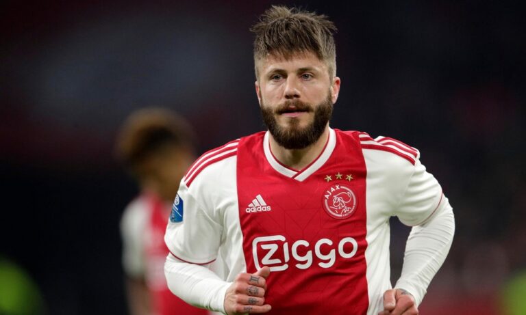 Άγιαξ: Έχασε τον σπεσιαλίστα των φάουλ (vids)