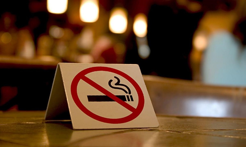 Αντικαπνιστικός νόμος: Λέσχες καπνού για τους θεριακλήδες