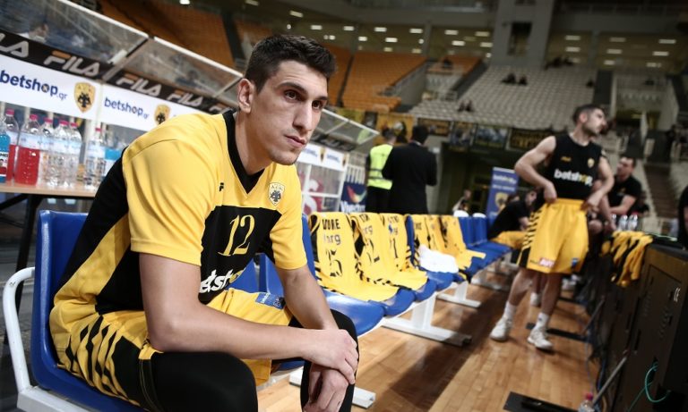 Λαρεντζάκης: «Έκλεισε ένα κύκλος, ευχαριστώ για όλα» (pic)