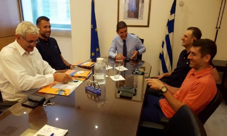 Αυγενάκης: Συνάντηση με το προεδρείο του ΠΣΑΚ