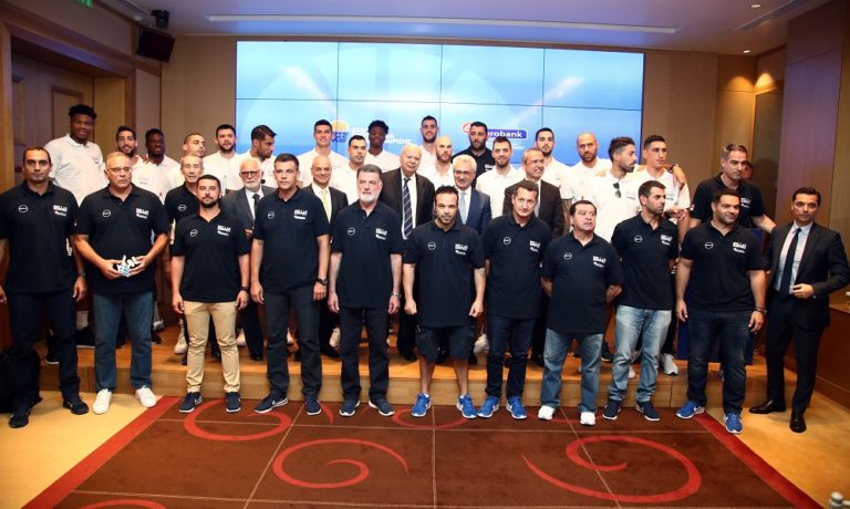 Μπουρούσης: «Αγωνία και άγχος για να πετύχουμε κάτι καλό» (pics)