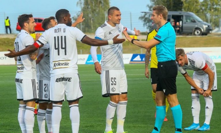 Λέγκια Βαρσοβίας στον δρόμο του Ατρομήτου