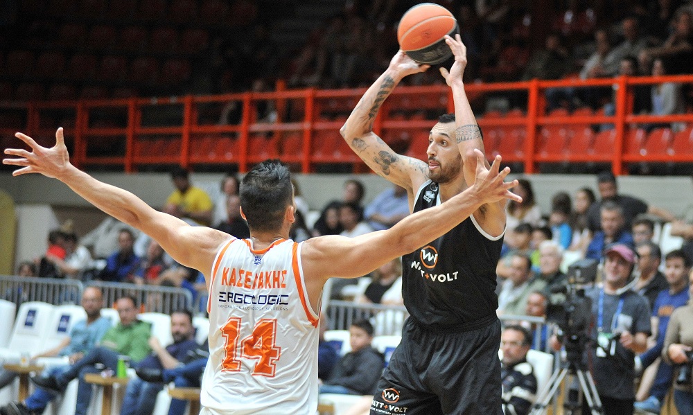 Χρυσικόπουλος: «Τελειώνει»από τον ΠΑΟΚ, οδεύει στην ΑΕΚ