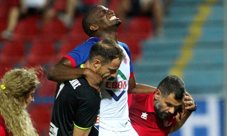 Βόλος: Σοκ με Σεμπαστιάν Μπασόνγκ