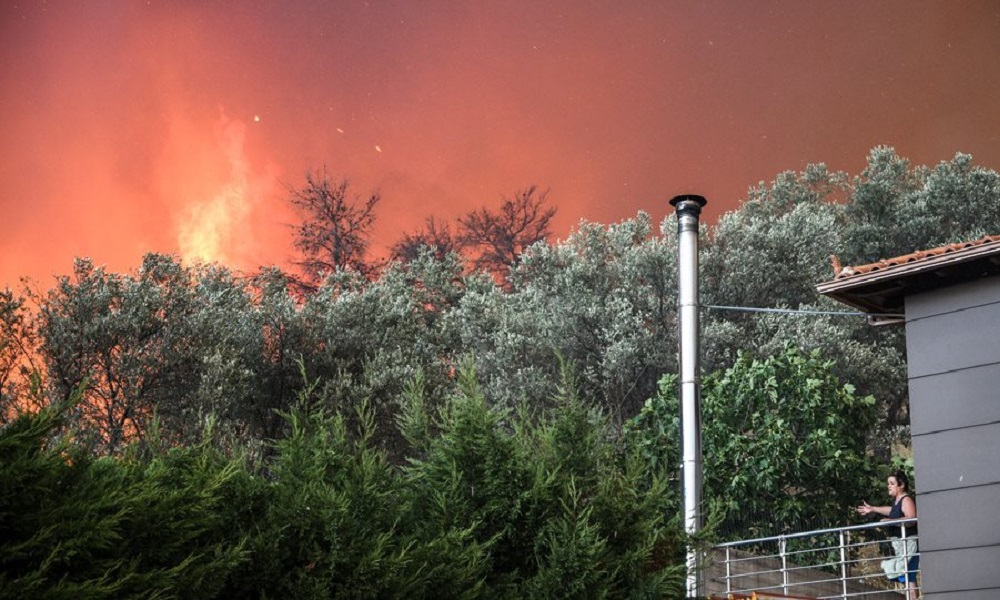 Φωτιά στην Εύβοια: Εκκενώνεται και τέταρτο χωριό! (vids)