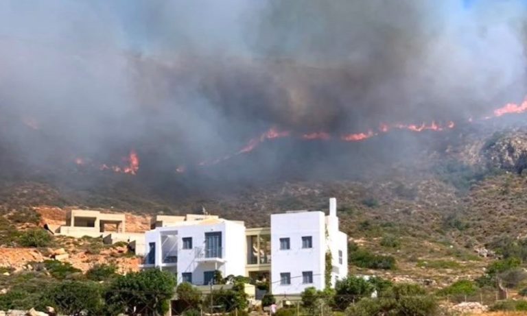 Ελαφόνησος: Σοκάρουν οι δορυφορικές εικόνες μετά τη φωτιά (pics)
