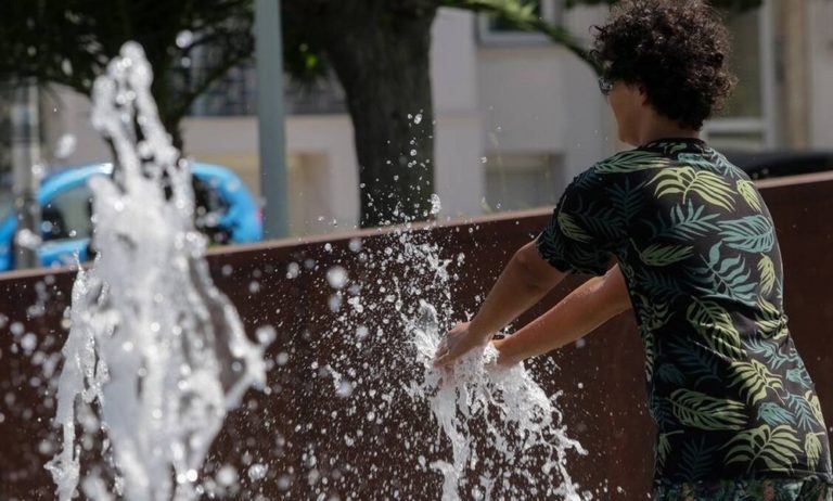 Καιρός: Στα «κόκκινα» η θερμοκρασία σε όλη τη χώρα