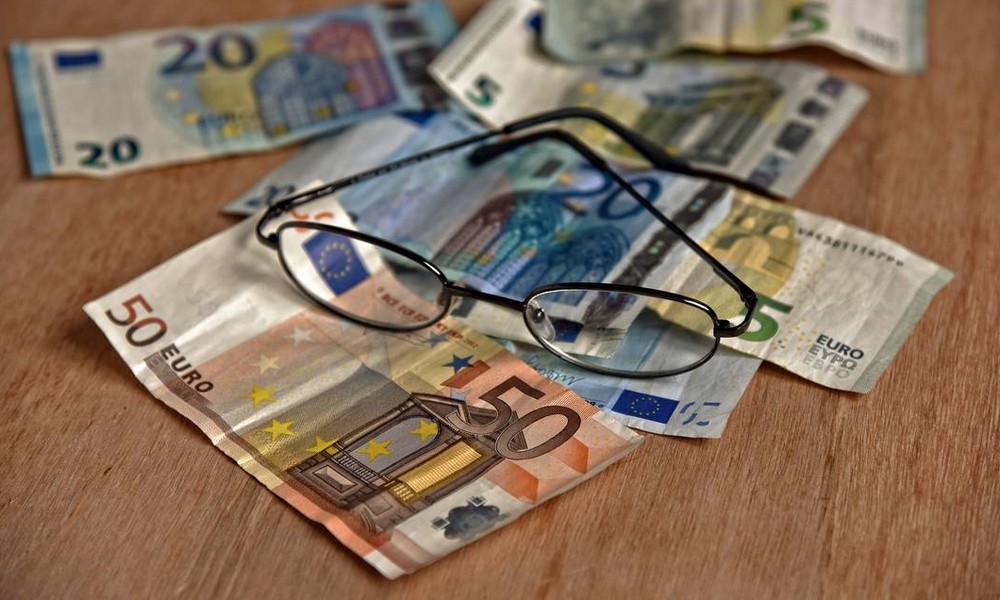 Επιδόματα: Όλο το χρονοδιάγραμμα για 800 ευρώ, 600 ευρώ και μακροχρόνια άνεργους