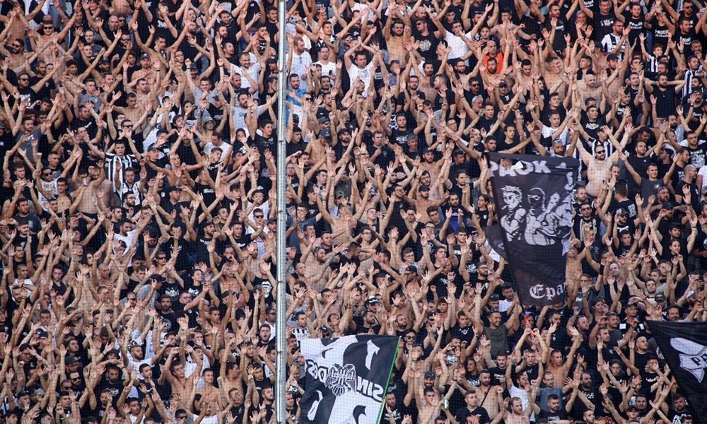 ΠΑΟΚ – Σλόβαν: Πανό με «UEFA, COSA NOSTRA» (pic)
