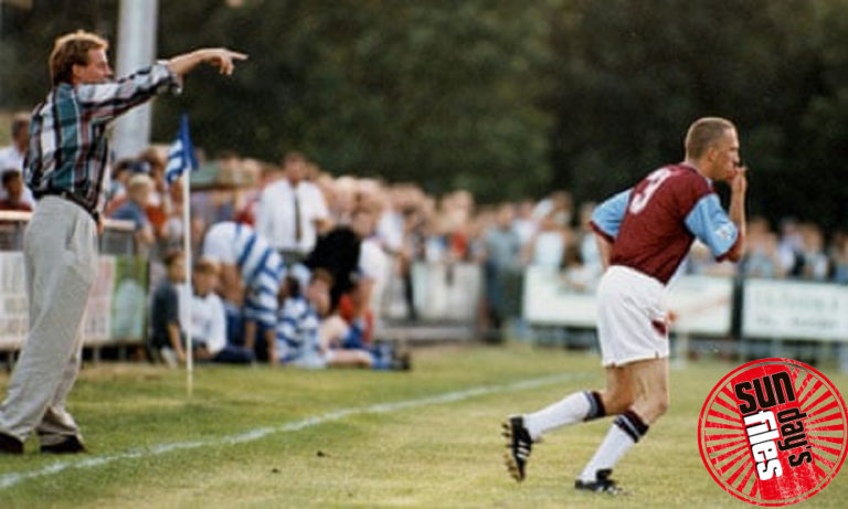 Γουέστ Χαμ: Η μέρα που ο Ρέντναπ έκανε αλλαγή έναν οπαδό  (pics-vids)