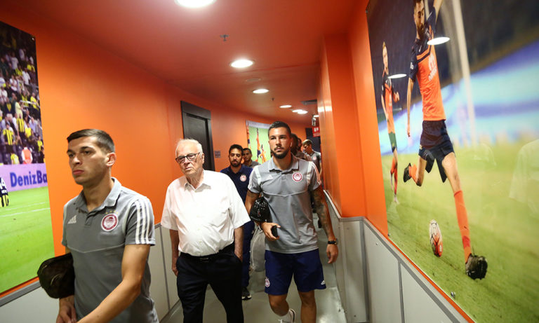 Θεοδωρίδης: «Οι Τούρκοι έβρισαν τον διαιτητή»