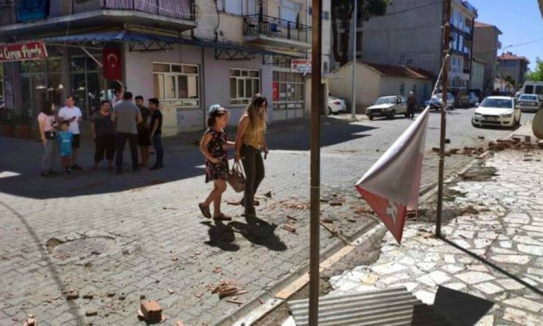 Σεισμός: Δόνηση 6 ρίχτερ στην Τουρκία! (vid)