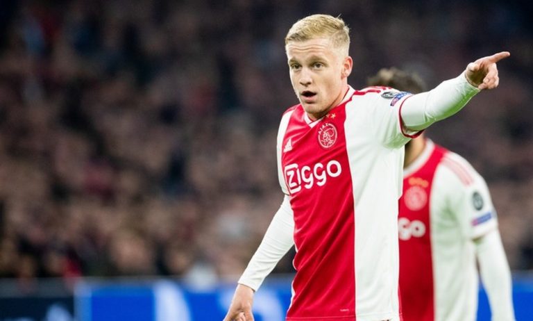 Άγιαξ: «Στη Ρεάλ ο Φαν Ντε Μπέεκ!»